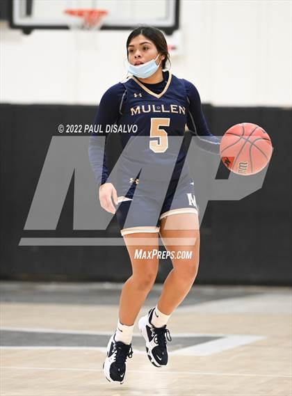 Thumbnail 1 in Mullen @ Arapahoe photogallery.