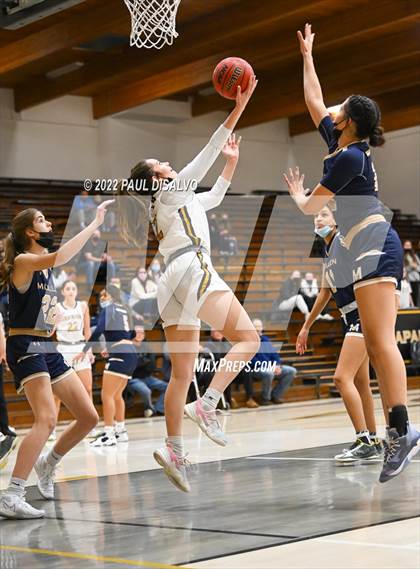 Thumbnail 2 in Mullen @ Arapahoe photogallery.
