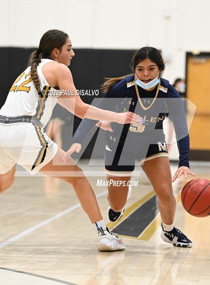 Thumbnail 1 in Mullen @ Arapahoe photogallery.