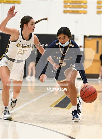 Thumbnail 1 in Mullen @ Arapahoe photogallery.