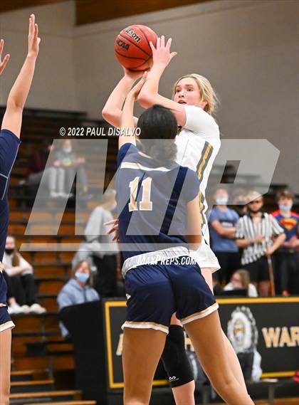 Thumbnail 2 in Mullen @ Arapahoe photogallery.