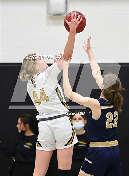 Thumbnail 1 in Mullen @ Arapahoe photogallery.