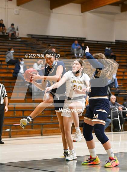 Thumbnail 1 in Mullen @ Arapahoe photogallery.