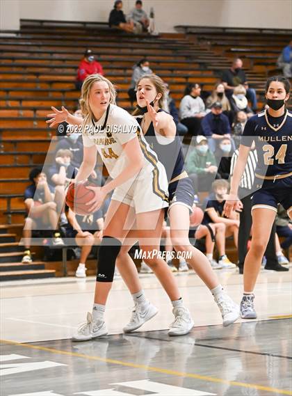 Thumbnail 3 in Mullen @ Arapahoe photogallery.