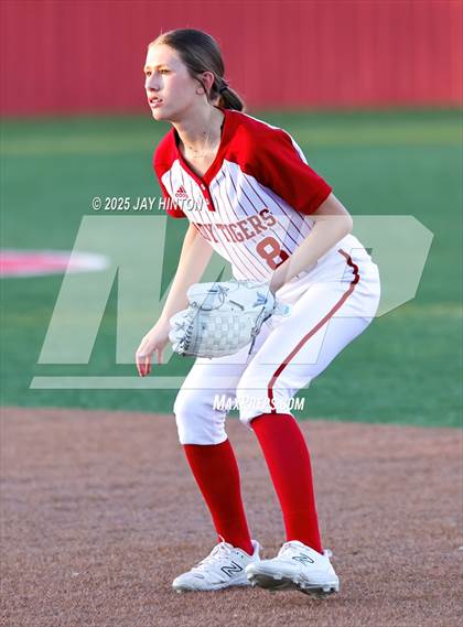 Thumbnail 3 in Venus at Glen Rose JV photogallery.
