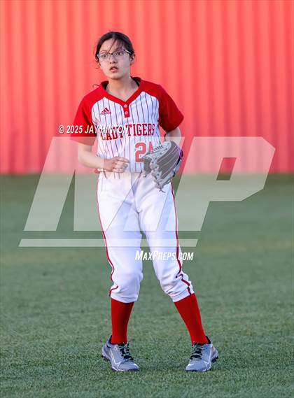 Thumbnail 3 in Venus at Glen Rose JV photogallery.