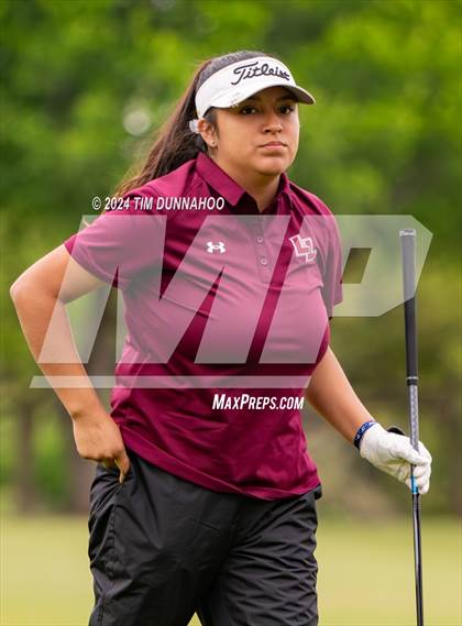 Thumbnail 2 in UIL Golf 5A Region 4 District 25 Tournament photogallery.