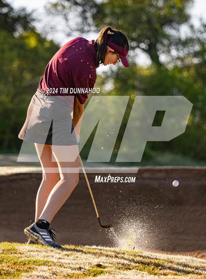 Thumbnail 3 in UIL Golf 5A Region 4 District 25 Tournament photogallery.