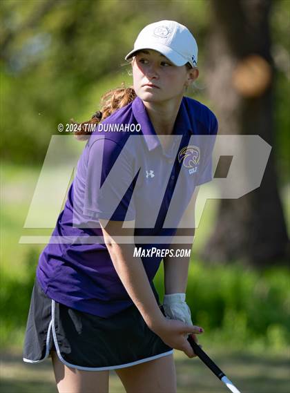 Thumbnail 2 in UIL Golf 5A Region 4 District 25 Tournament photogallery.