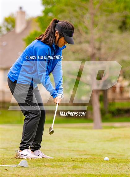 Thumbnail 3 in UIL Golf 5A Region 4 District 25 Tournament photogallery.