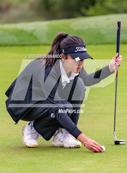 Thumbnail 2 in UIL Golf 5A Region 4 District 25 Tournament photogallery.