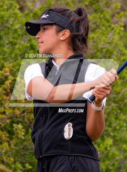 Thumbnail 3 in UIL Golf 5A Region 4 District 25 Tournament photogallery.