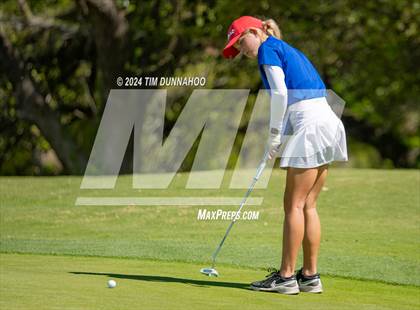 Thumbnail 2 in UIL Golf 5A Region 4 District 25 Tournament photogallery.
