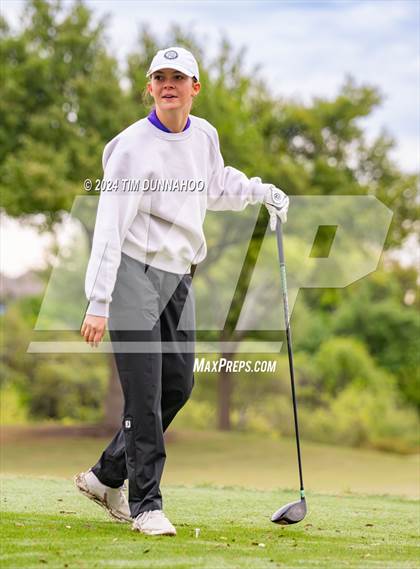 Thumbnail 3 in UIL Golf 5A Region 4 District 25 Tournament photogallery.