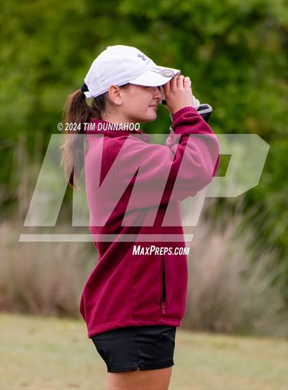 Thumbnail 2 in UIL Golf 5A Region 4 District 25 Tournament photogallery.