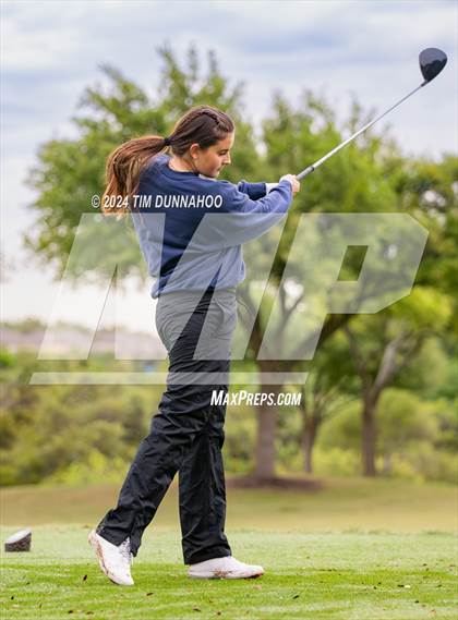 Thumbnail 2 in UIL Golf 5A Region 4 District 25 Tournament photogallery.
