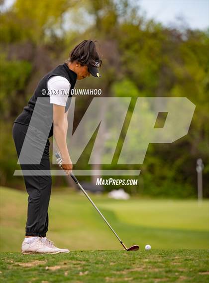 Thumbnail 1 in UIL Golf 5A Region 4 District 25 Tournament photogallery.