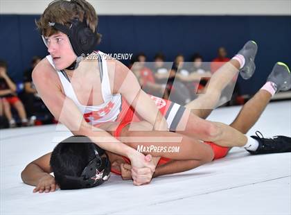 Thumbnail 2 in Houston Private School Dual Championships photogallery.