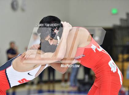 Thumbnail 2 in Houston Private School Dual Championships photogallery.