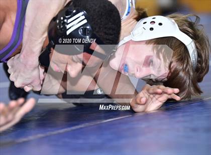Thumbnail 3 in Houston Private School Dual Championships photogallery.