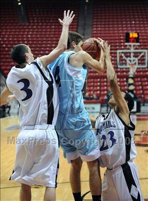 Thumbnail 2 in Maranatha Christian vs. Foothills Christian (CIF SDS D5 Final) photogallery.