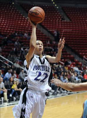 Thumbnail 1 in Maranatha Christian vs. Foothills Christian (CIF SDS D5 Final) photogallery.