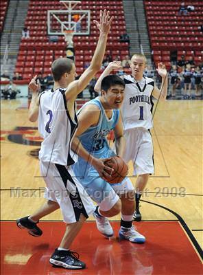 Thumbnail 2 in Maranatha Christian vs. Foothills Christian (CIF SDS D5 Final) photogallery.