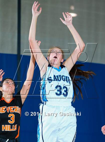 Thumbnail 2 in Beverly Hills @ Saugus photogallery.