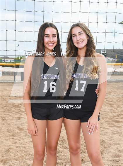 Thumbnail 2 in Northwest Christian - Team Pictures photogallery.