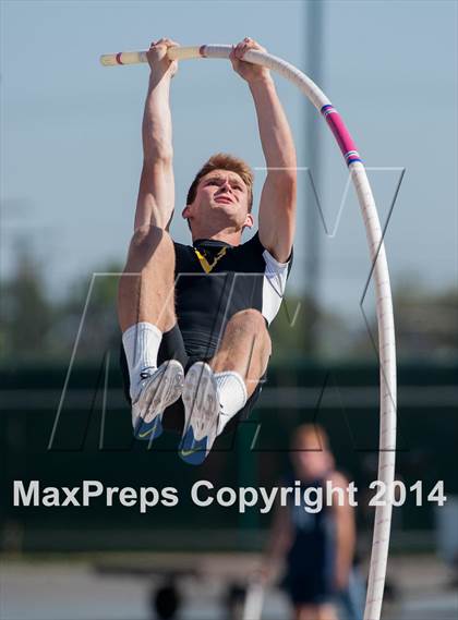 Thumbnail 3 in CIF SS Track and Field Masters Meet (Boys Events) photogallery.