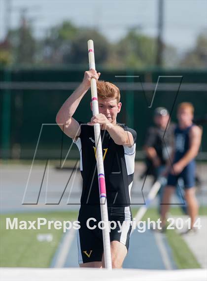 Thumbnail 3 in CIF SS Track and Field Masters Meet (Boys Events) photogallery.