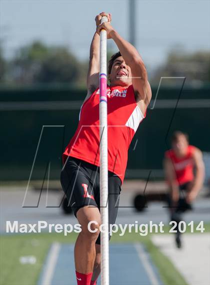 Thumbnail 1 in CIF SS Track and Field Masters Meet (Boys Events) photogallery.