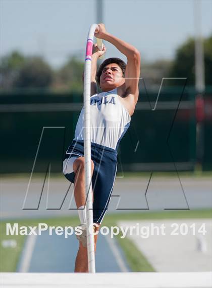 Thumbnail 1 in CIF SS Track and Field Masters Meet (Boys Events) photogallery.