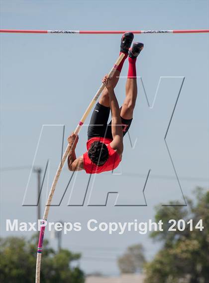 Thumbnail 1 in CIF SS Track and Field Masters Meet (Boys Events) photogallery.