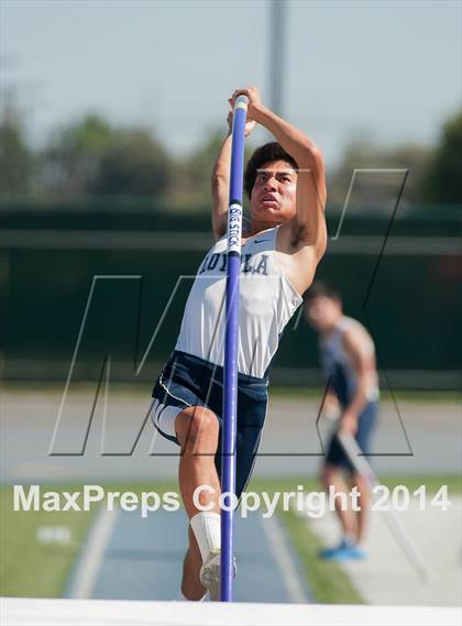 Thumbnail 1 in CIF SS Track and Field Masters Meet (Boys Events) photogallery.