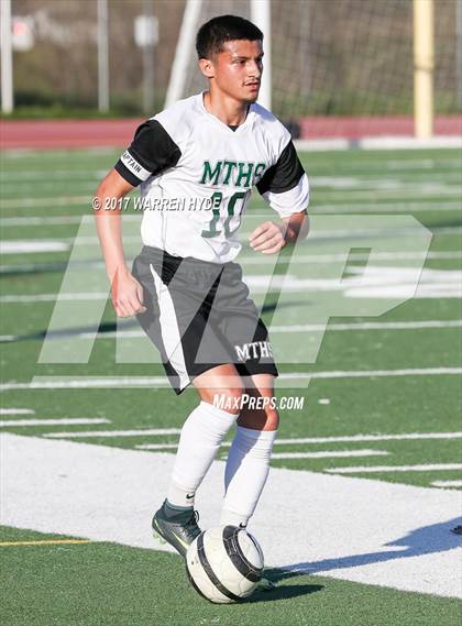 Thumbnail 1 in Elk Grove @ Monterey Trail photogallery.