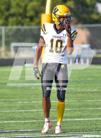 Thumbnail 2 in Shawnee Mission West @ Olathe South photogallery.