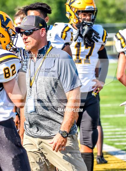 Thumbnail 3 in Shawnee Mission West @ Olathe South photogallery.