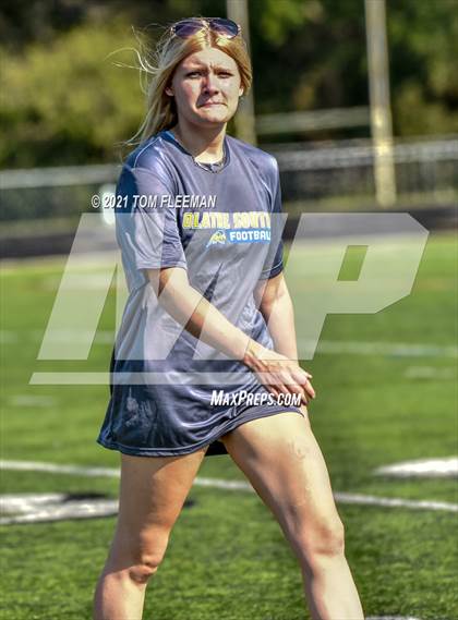 Thumbnail 2 in Shawnee Mission West @ Olathe South photogallery.