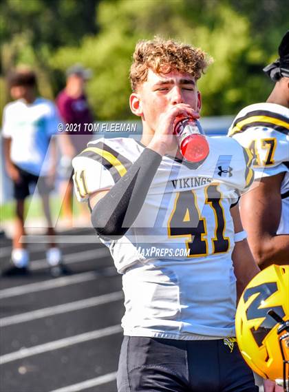 Thumbnail 2 in Shawnee Mission West @ Olathe South photogallery.