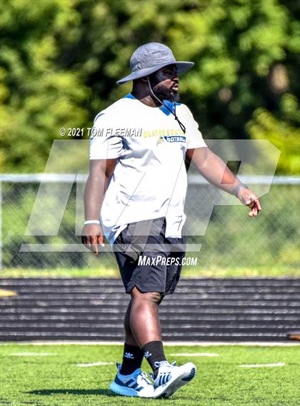 Thumbnail 2 in Shawnee Mission West @ Olathe South photogallery.