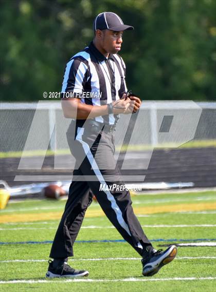 Thumbnail 1 in Shawnee Mission West @ Olathe South photogallery.