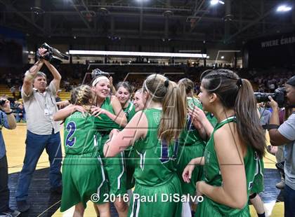 Thumbnail 3 in ThunderRidge vs. Highlands Ranch (CHSAA 5A Final) photogallery.