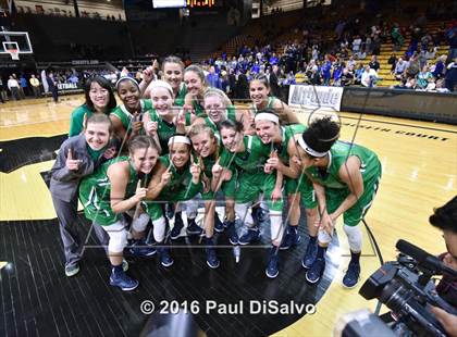 Thumbnail 1 in ThunderRidge vs. Highlands Ranch (CHSAA 5A Final) photogallery.