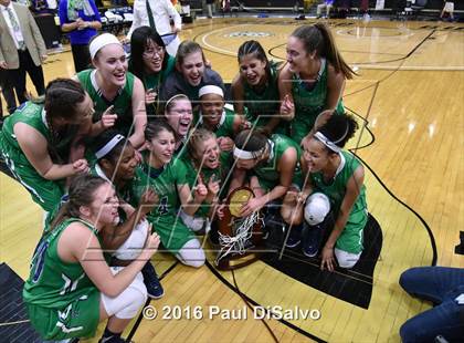 Thumbnail 3 in ThunderRidge vs. Highlands Ranch (CHSAA 5A Final) photogallery.