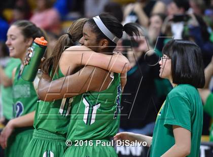 Thumbnail 3 in ThunderRidge vs. Highlands Ranch (CHSAA 5A Final) photogallery.