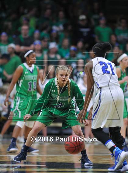 Thumbnail 1 in ThunderRidge vs. Highlands Ranch (CHSAA 5A Final) photogallery.