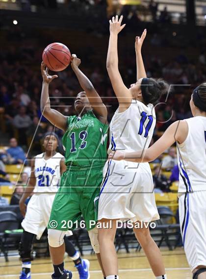 Thumbnail 2 in ThunderRidge vs. Highlands Ranch (CHSAA 5A Final) photogallery.