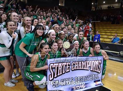 Thumbnail 3 in ThunderRidge vs. Highlands Ranch (CHSAA 5A Final) photogallery.