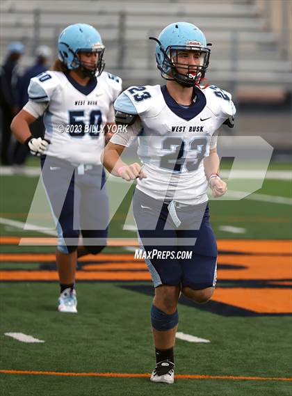 Thumbnail 2 in Grand Saline vs West Rusk photogallery.